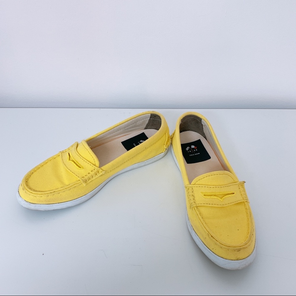 Cole haan yellow canvas Loafer women’s size 6